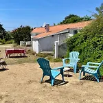 펜션 Maison Renovee Au Coeur De Brem, 4 Couchages, Jardin, Wifi - Fr-1-231-340 브렘 쉬르 메르