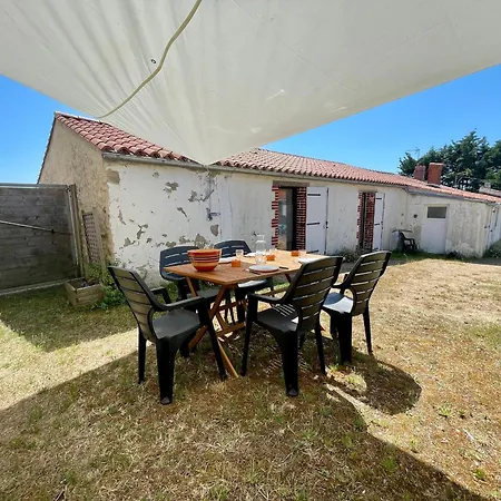 Дом отдыха Maison Renovee Au Coeur De Brem, 4 Couchages, Jardin, Wifi - Fr-1-231-340 Брем-сюр-Мер